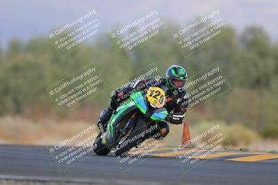 media/Sep-24-2022-CVMA (Sat) [[a45f954247]]/Race 14 Amateur Supersport Open/